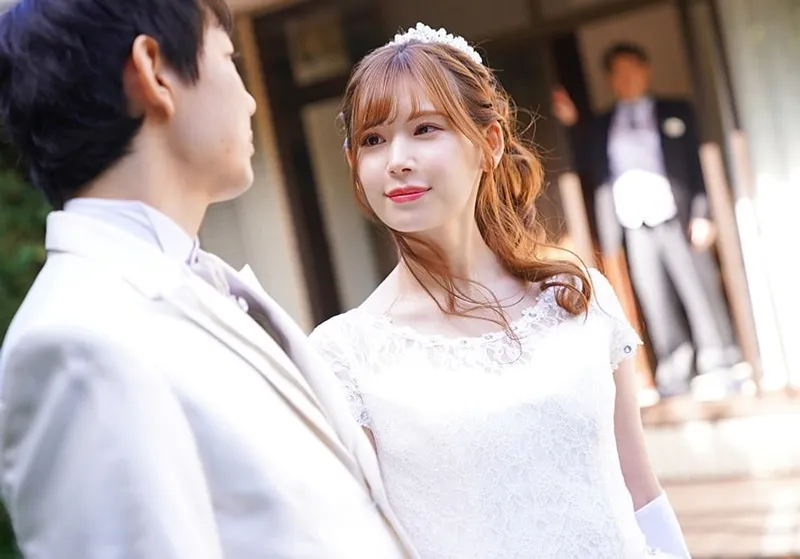 Bố anh xã nện người tình của con trai ngay sau lễ cưới của con trai